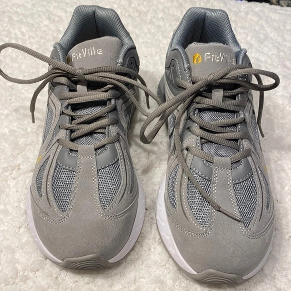 Mens FitVille like new sneakers size 11W main image 5